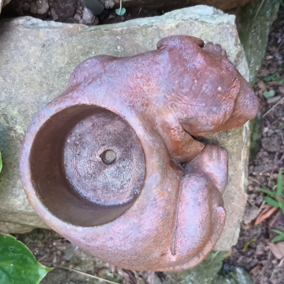 Dog Sleeping Heavy Planter Vintage w Drainage - Picture 5 of 10